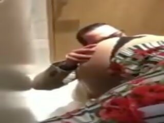 Warga india pejabat gadis sekolah fucked dengan bos dalam pejabat washroom | xhamster