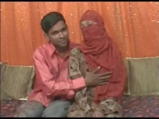Реален индийски двойка roshni и salman, секс клипс a5