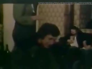 Le cri du desir 1976: युरोपियन सेक्स चलचित्र क्लिप c2