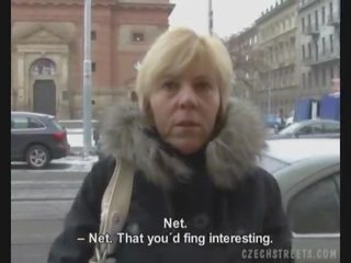צ'כית אמא שאני אוהב לדפוק נותן א ראש ל א חרמן פִּיר